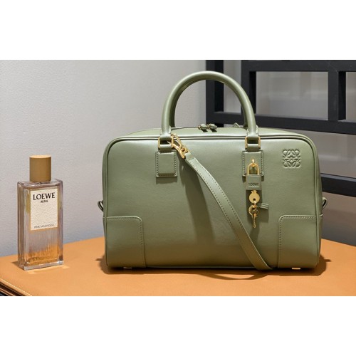 Loewe Amazona 28 bag in Green nappa calfskin