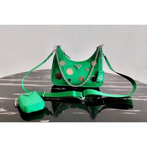 Prada 1BH204 Re-Edition 2005 nylon shoulder bag in Green Nylon