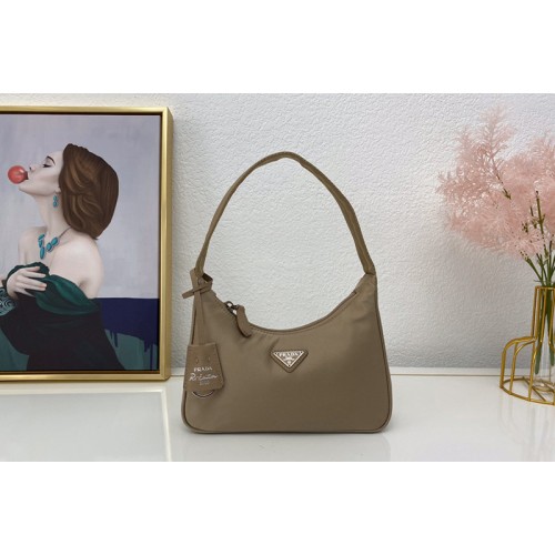 Prada 1NE515 Re-Edition 2000 nylon mini-bag in Apricot Nylon