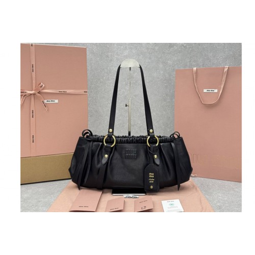 Miu Miu the pouch bag in Black Leather