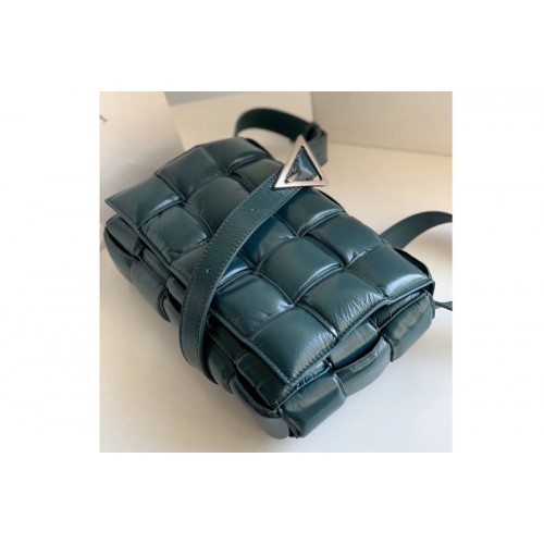 Bottega Veneta padded cassette bag in Blue Lambskin Leather