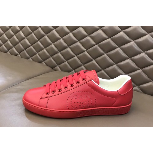 Gucci Mens Ace sneaker with Interlocking G in Hibiscus red leather Gucci Mens Ace sneaker with Interlocking G in Hibiscus red leather