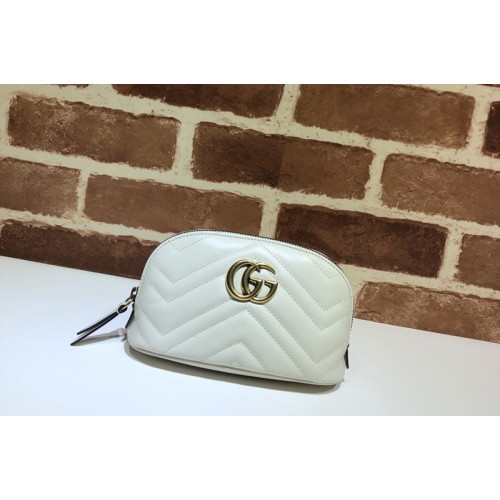 Gucci Marmont cosmetic case in White matelasse chevron leather