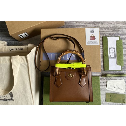 Gucci Diana mini tote bag in Brown leather