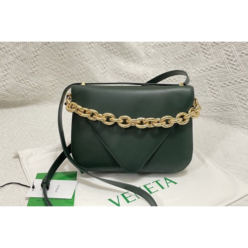 Bottega Veneta Mount Leather envelope bag in Raintree Leather Bottega Veneta Mount Leather envelope bag in Raintree Leather