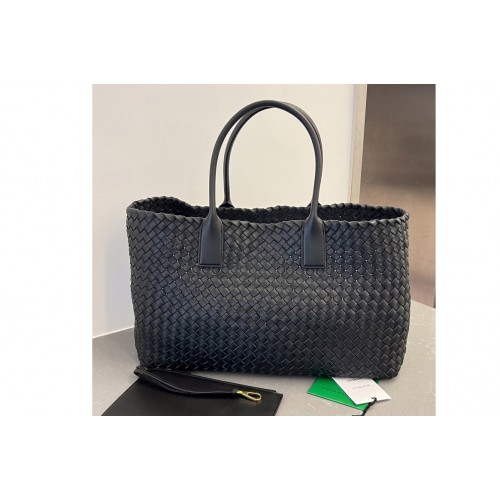 Bottega Veneta Large Cabat tote bag in Black intrecciato leather