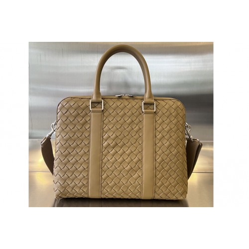 Bottega Veneta Slim Intrecciato Briefcase Bag in Brown Leather