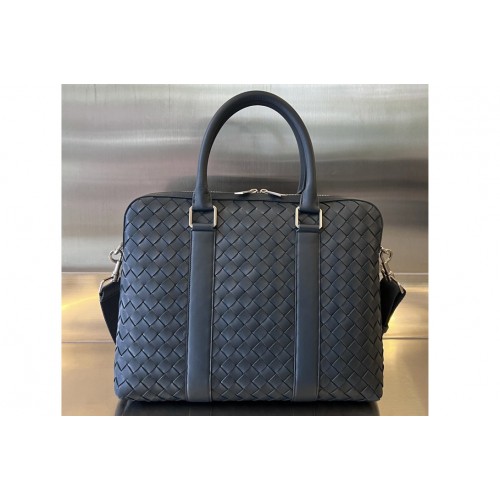 Bottega Veneta Slim Intrecciato Briefcase Bag in Dark Blue Leather Bottega Veneta Slim Intrecciato Briefcase Bag in Dark Blue Leather