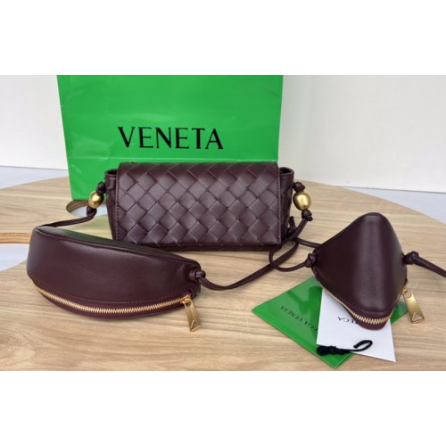 Bottega Veneta Pouch On Strap in Fondant Intrecciato leather