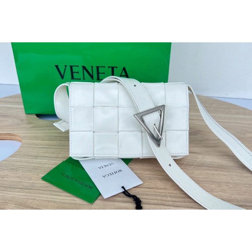Bottega Veneta Small Cassette crossbody bag in White intreccio leather