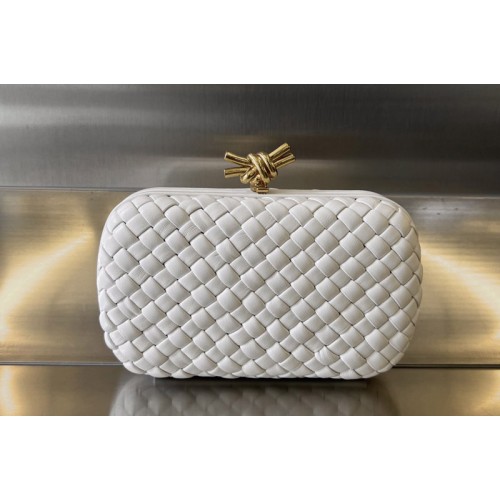 Bottega Veneta Knot Clutch Bag in White Leather