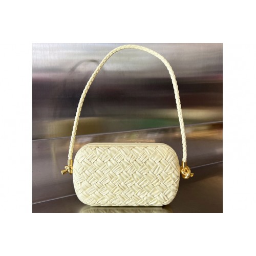Bottega Veneta Knot On Strap Bag in Ice-Cream Leather