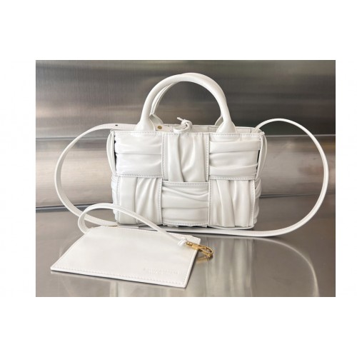 Bottega Veneta Candy Arco Tote Bag in White foulard intreccio leather