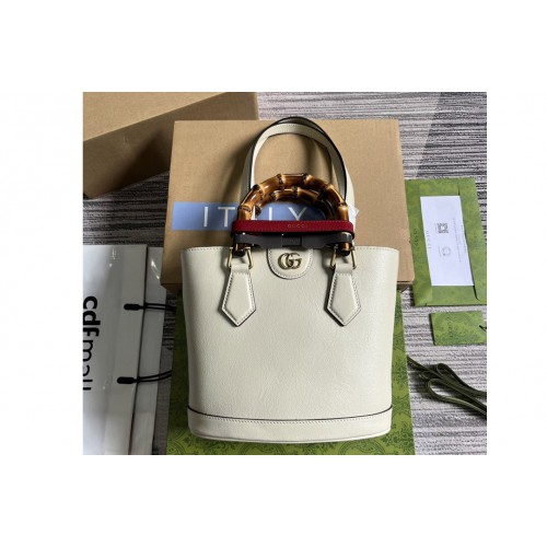 Gucci Diana Small Tote Bag in White leather