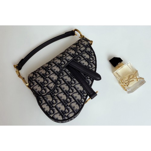 Christian Dior M0447 Dior Mini Saddle bag in Blue Dior Oblique Jacquard Christian Dior M0447 Dior Mini Saddle bag in Blue Dior Oblique Jacquard