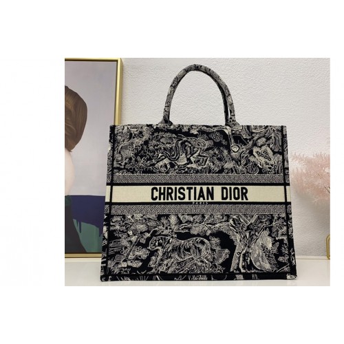 Christian Dior M1286 Dior book tote Bag in Black Toile de Jouy Reverse Embroidery