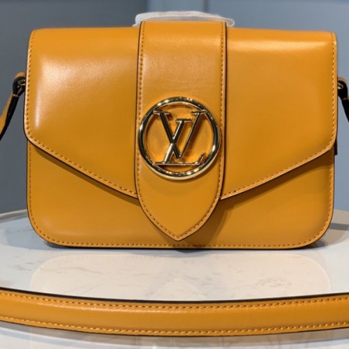 Louis Vuitton M55946 Pont 9 handbag in Summer Gold Smooth Leather Louis Vuitton M55946 Pont 9 handbag in Summer Gold Smooth Leather