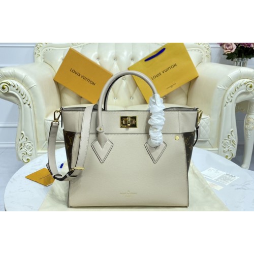 Louis Vuitton M58485 On My Side MM tote bag in Greige Calfskin and Monogram coated canvas Louis Vuitton M58485 On My Side MM tote bag in Greige Calfskin and Monogram coated canvas