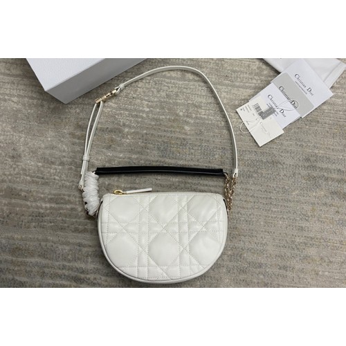 Christian Dior M7200 Small Dior Vibe Hobo bag in White Cannage Lambskin