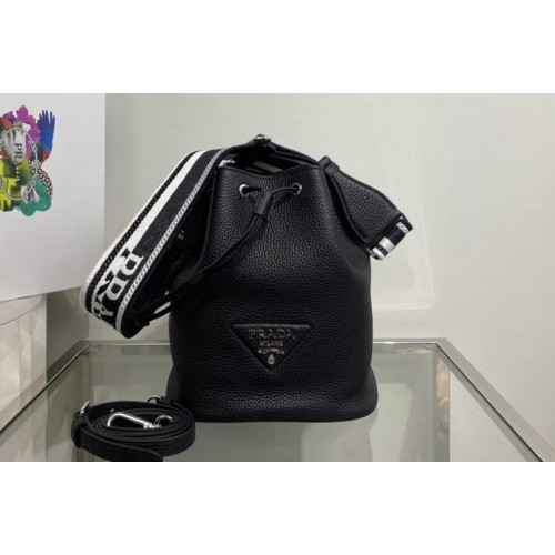 Prada 1BE060 Leather bucket bag in Black Leather