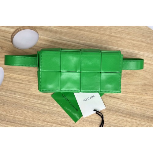 Bottega Veneta Cassette Belt Mini Bag in Green intreccio leather