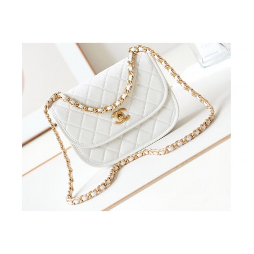 Chanel Hobo Bag in White Calfskin