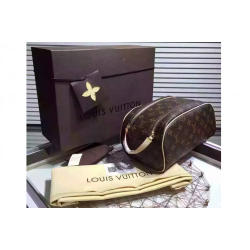 Louis Vuitton M47528 King Size Toiletry Bag in Monogram Canvas Louis Vuitton M47528 King Size Toiletry Bag in Monogram Canvas